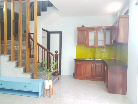 Bán nhà diện tích 36m2x4 tầng Trung tâm Đống Đa, Thổ Quan, Khâm Thiên