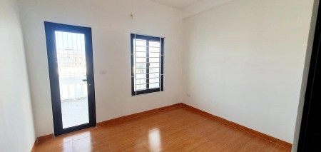Bán nhà mới Cầu Diễn ngõ ô tô thông thoáng, gần trung tâm dt 32m2, 5 tầng, giá 2.9 tỷ