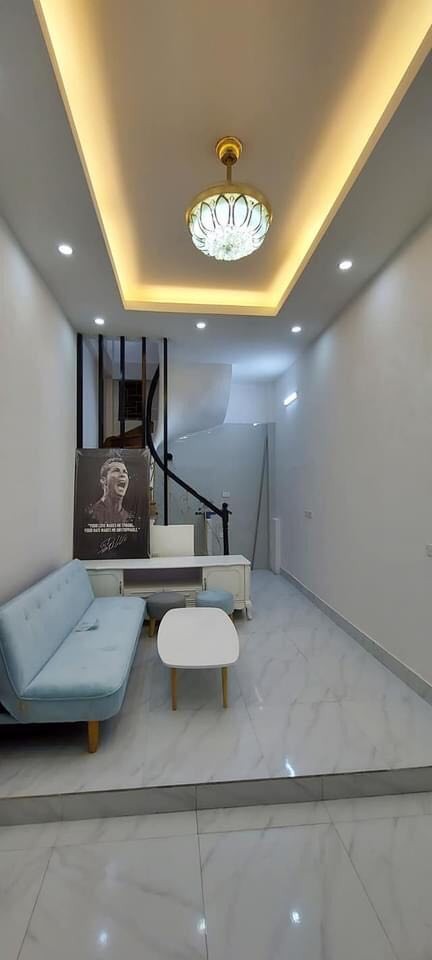 Bán Nhà Lê Thanh Nghị 22/25m2, đúc kiên cố 5 tầng, mt 3m, giá 2.75 tỷ Hai Bà Trưng