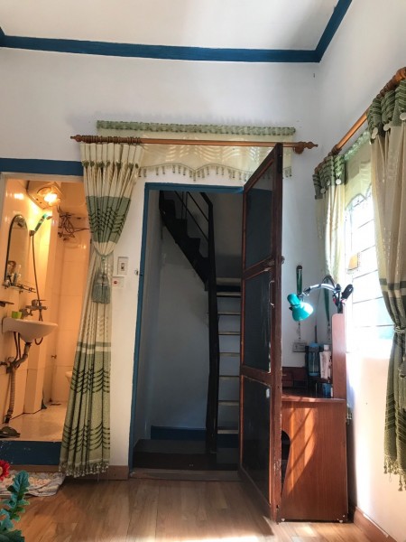Bán nhà Phố Trương Định 27m x 3 tầng, giá 1,7 tỷ ( sổ đỏ riêng biệt )