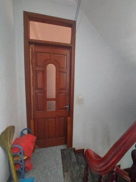 Bán nhà nguyên căn ở Trần Quốc Vượng, đúc 5 tầng kiên cố, giá 3.x tỷ, liên hệ 0398 23 8688