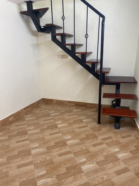Chính chủ cần bán nhà đất ngõ 285 Đội Cấn mới sửa lại đẹp, 4 tầng kiên cố