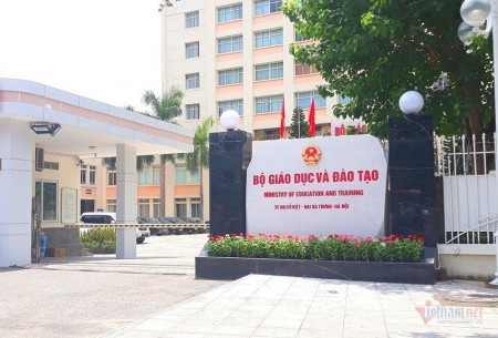 Bán nhà 5 tầng mt 5m, sát bộ giáo dục, ô tô đỗ cửa, kinh doanh tốt, chỉ 10 tỷ