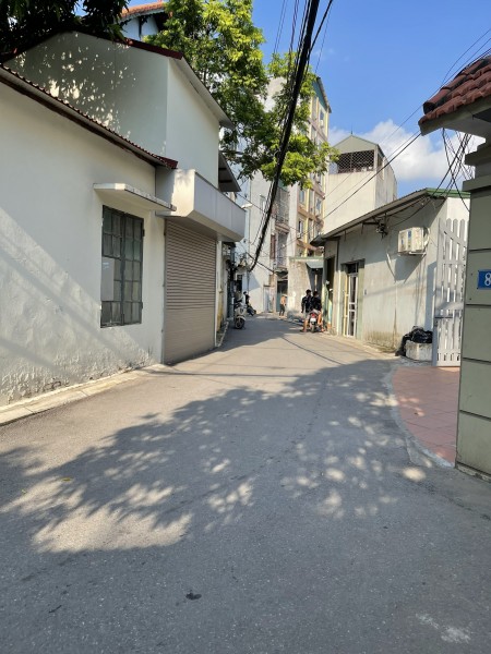 Vỡ nợ bán 50m2 Đào Nguyên, Trâu Quỳ, đường thông các ngả liên hệ 0943219991