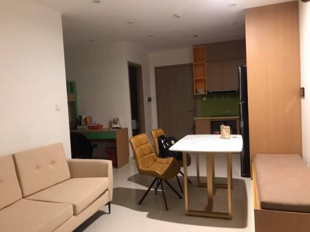 Cho thuê gấp căn hộ 1 ngủ + 1, đồ gần full, giá 7tr/th tại Vinhomes Smart City