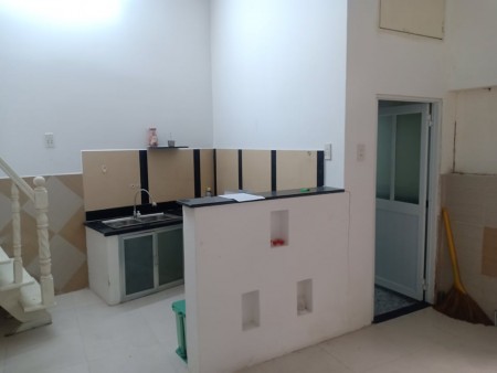 Bán nhà Nguyễn Hữu Cảnh, diện tích sử dụng 26m2, ngang 6m, giá bán 2.75 tỷ