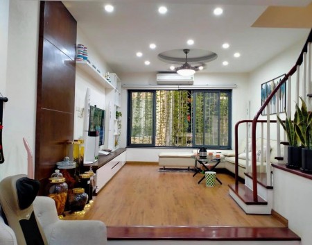 Nhà đẹp măt phố Nguyễn Khang đoạn đẹp nhất khu kinh doanh đỉnh 100m2 15 tỷ