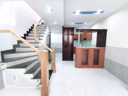 Hẻm xe hơi đổ cổng sất mặt tiền đường giá tốt nhất Phú Nhuận, giá chỉ 4.25 tỷ