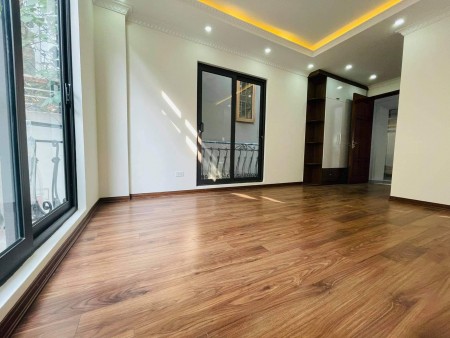 Bán nhà Kim Giang sân vườn tuyệt đẹp 3 tầng diện tích 63m2 giá bán 4.85 tỷ