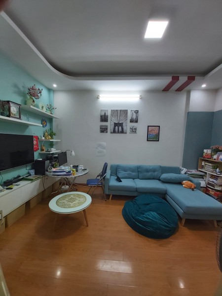 Nhà đẹp ở luôn Quận Thanh Xuân, 5 tầng dt 48m2, mt khủng, giá nhỉnh 4 tỷ