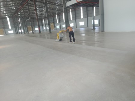 Cho thuê kho diện tích sử dụng 3280m2 KCN Hải Sơn Đức Hoà Hạ Long An