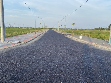 Cần bán gấp nền đẹp như hình full sổ, thương lượng cực mạnh, sổ đỏ chính chủ