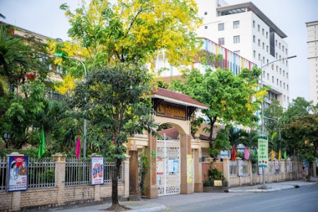 Bán gần trường Tô Hoàng Hai Bà Trưng, đang cho thuê 60 triệu, nhỉnh 9 tỷ, lhcc