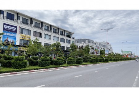 Gia đình muốn bán lại cho những nhà đầu tư với giá tốt nhất, dân cư sầm uất