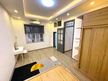 Bán Nhà Nguyễn Khang, Cầu Giấy diện tích sử dụng 32m2, 4 tầng, giá bán 3 tỷ