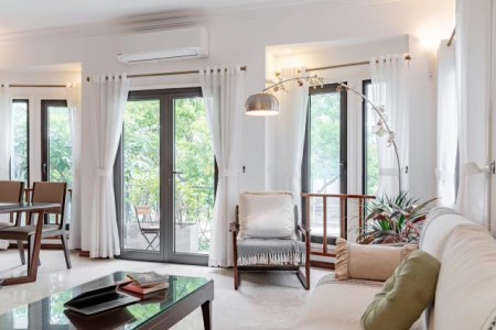 Chính chủ cần bán gấp nhà phố Đặng Thai Mai, Tây Hồ, 10 tầng, mt 9.5m. LH 0973781843 Ánh.