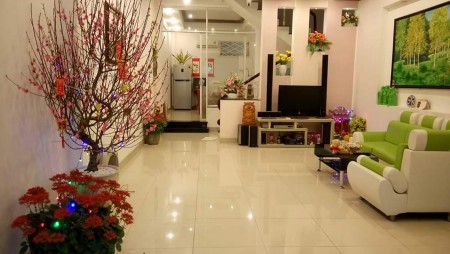 Bán Nhà 3 Tầng Mặt Tiền đường Hoàng Thúc Trâm Quận Hải Châu Giá Rẻ