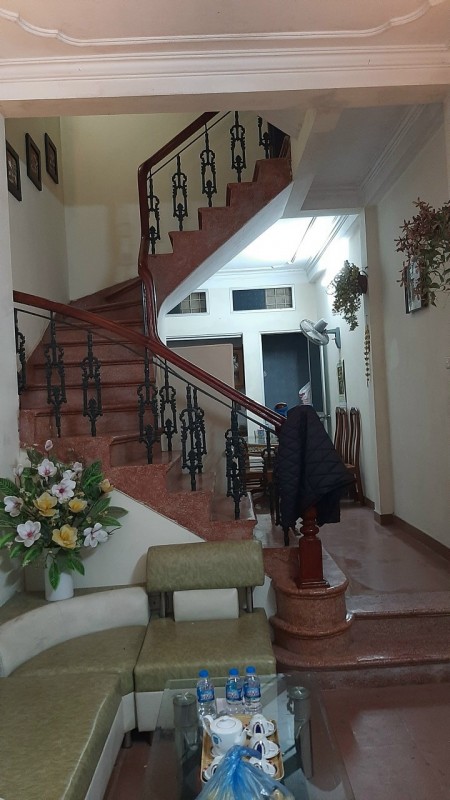 Bán gấp nhà Trương Định 3 tầng nội thất đầy đủ, diện tích sử dụng 43m2 giá 3,2 tỷ