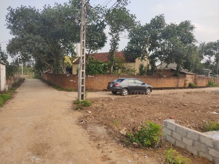 Chính chủ NB Lô góc 133m truc chính thôn 8 - Tân xã, đường ô tô tránh nhau thoải mái