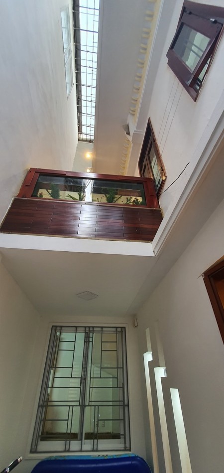 Bán nhà trung tâm Quận Đống Đa, dt 68m2, 3 tầng, cách mặt phố 25m, giá 6.5 tỷ