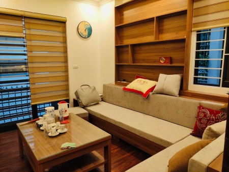 Bán nhà kinh doanh siêu lợi nhuận Nguyễn Lương Bằng, Đống Đa, dt 67m2, 4 tầng, giá chào 6 tỷ