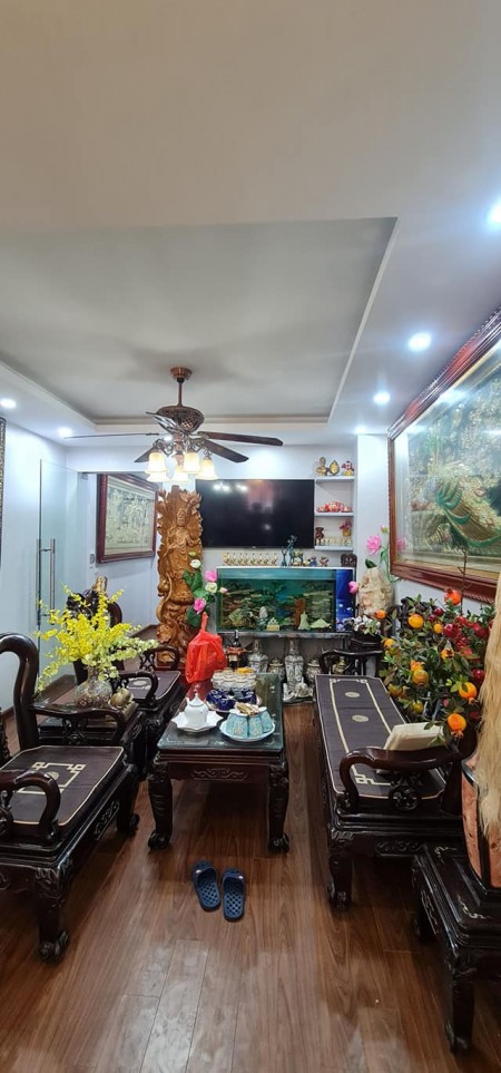 Bán nhà Phạm Văn Đồng, giá bán 3.3 tỷ gần đại học Quốc Gia, ở và cho thuê