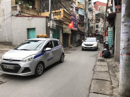 Bán nhà phân lô ngõ 147 Phố Tân Mai, ô tô vào nhà, 40m2, 5 tầng mới cực đẹp, gíá 6,6 tỷ
