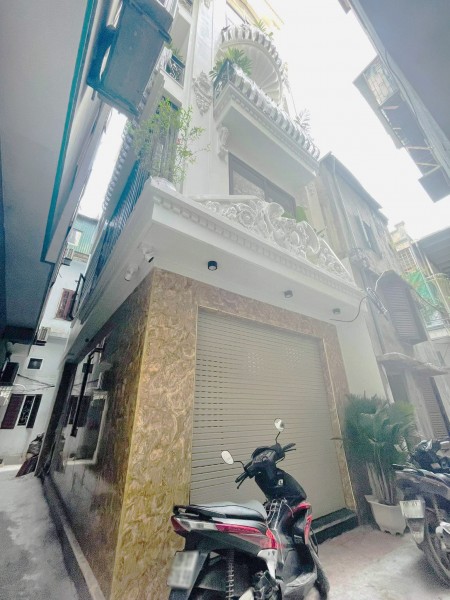 Bán nhà Hoàng Đạo Thành 6 tầng thang máy, 40m2, căn góc, gần phố nhỉnh 5 tỷ