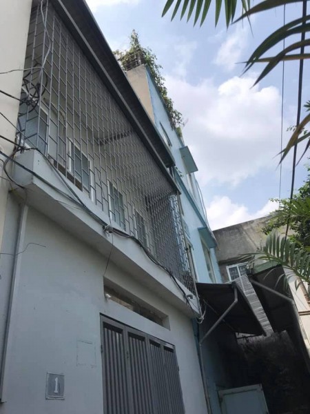 Bán gấp nhà Cổ Nhuế, Bắc Từ Liêm, diện tích 34m2 2 tầng, mặt tiền 4m, sổ chính chủ