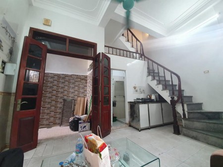 Bán nhà Trương Định. Nhà 2 mặt ngõ. 25m x4 tầng 1,95 tỷ có thương lượng sâu