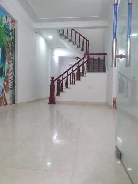 Chí Thanh Gia Đình Chuyển Sang Nước Ngoài Định Cư Cần Bán Nhà 3 Tầng Ngõ Nguyễn