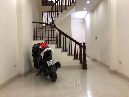 Bán nhà Vạn Phúc dt 40m2, mặt ngõ kd nhỏ, ô tô qua nhà, đỗ cửa giá nhỉnh 4 tỷ