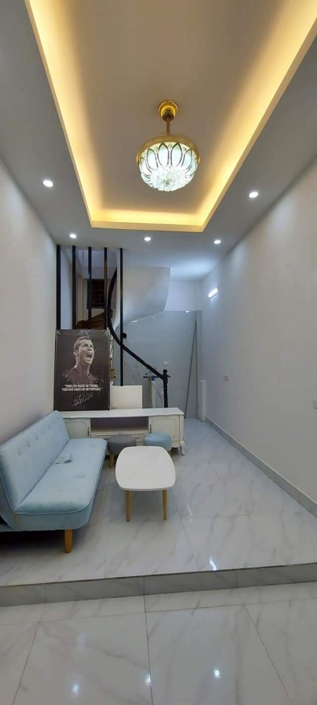 Bán nhà giá rẻ Lê Thanh Nghị gần trường ĐH Bách Khoa 25m, 5 tầng giá 2.75 tỷ