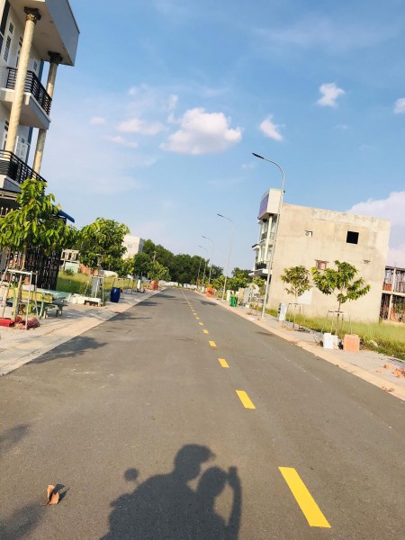 Bán lô 5x20 KDC Vĩnh Tân, sổ hồng tiêng, giá chỉ 1ty1, liên hệ 0397255648