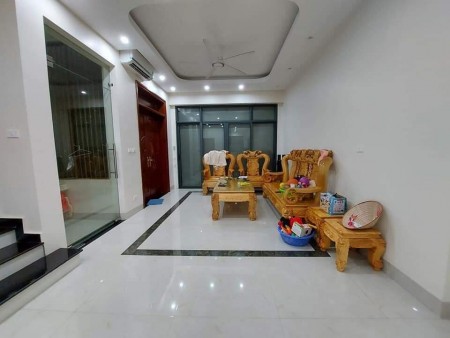 An Dương Vương. Thượng Thụy. Biệt thự 122m2x6.4MT. Ô chờ thang máy. Giá 12,5 tỷ