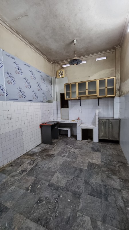 Nhà phân lô cán bộ, ô tô đỗ cửa, cực hiếm. Bách khoa dt 42m2, đúc 3 tầng, giá 6 tỷ