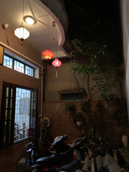 Chính chủ bán nhà diện tích 64,6m2, giá bá 4,5 tỷ trung tâm quận Hai Bà