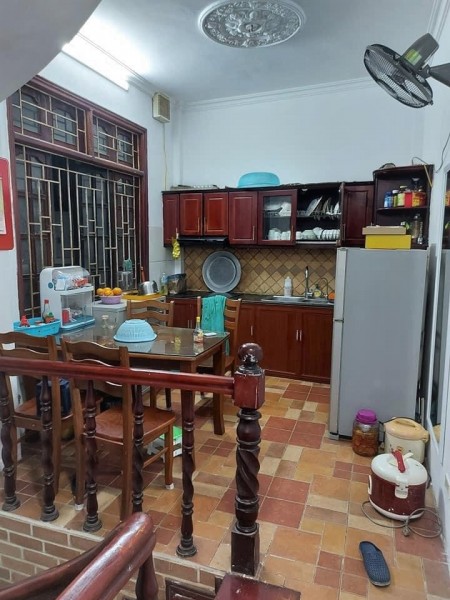 Bán gấp nhà phố Trần Đại Nghĩa, dt 33m2, mt 4.5m, 3 pn, gần ô tô giá nhỉnh 2 tỷ