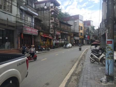 Chính chủ cần bán gần 800m2 đất đường Thạch Sơn - thị xã Sapa, liên hệ 0964995115