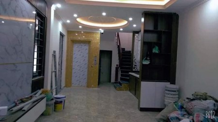 Bán Nhà Định Công Thượng 35m2, Nhà Mới Đẹp, Gần Phố, Ô Tô Tránh, Kinh Doanh Giá 5.3 Tỷ