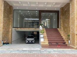 Bán nhà mặt phố Khuất Duy Tiến, 2 mặt thoáng, view công viên Thanh Xuân,110m x 9T, MT7.5m, 39 tỷ