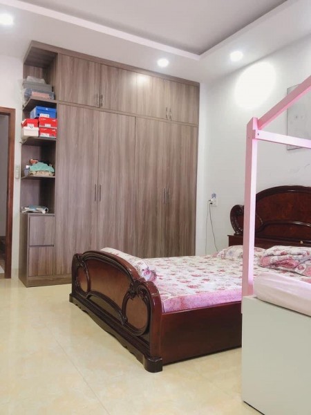 Bán Nhà Nguyễn Văn Quá Quận 12, đúc 4 tầng dt 4x20m giá chỉ 6.2 tỷ