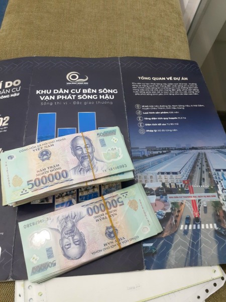 Đi đến slide 8