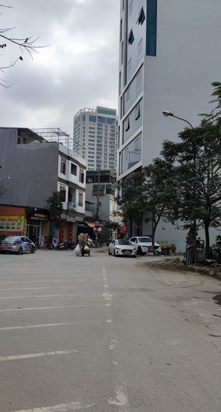 Bán đất Nguyễn Xiển, Thanh Xuân, phân lô ôtô tránh,xây VP, CCMN tuyệt đẹp, 50m2, mt 5m giá 5.7 tỷ.