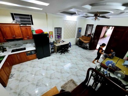 Sở hữu nhà Doãn Kế Thiện, Cầu Giấy,diện tích 45m, 5 tầng, mặt tiền 5 m, ở luôn