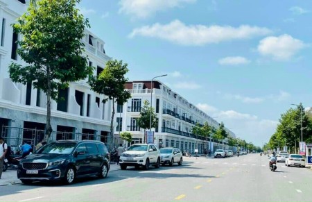 Đi đến slide 4