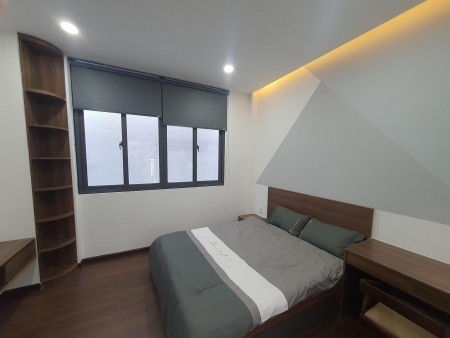 Bán nhà Chủ chưa qua đầu tư, thiết kế cực đẹp 5 Tầng BTCT, hẻm 9m xe hơi đậu ngày đêm