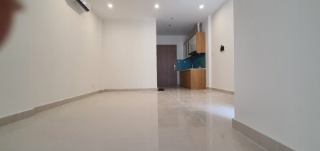 Còn duy nhất 1 căn Studio nội thất cơ bản cho thuê giá mềm. Lh: 0393425188.