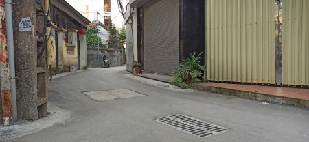 Bán Nhà Vân Canh dt 32m2, 4 tầng ngõ taxi, thông thoang, tặng nội thất, nhỉnh 2tỷ