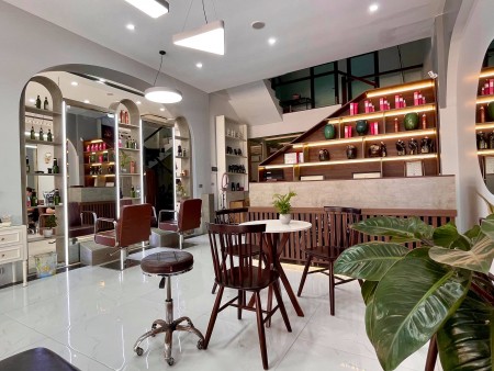Bán nhà Hai Bà Trưng Oto đỗ, kinh doanh 40m2 5 tầng Minh Khai nhỉnh 4 tỷ